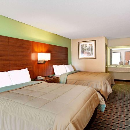 Days Inn Conover/Hickory מראה חיצוני תמונה